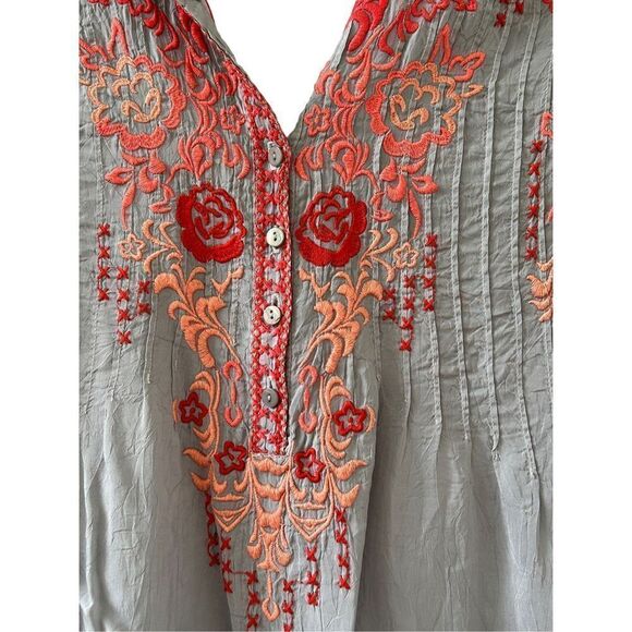 Johnny Was Gray Floral Embroidered Long Sleeve Blouse Women’s Size Small - Picture 3 of 7